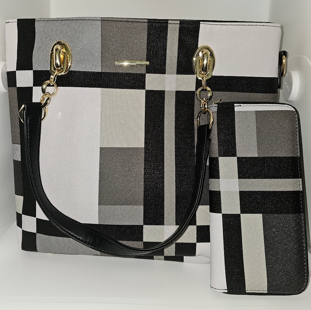 Black and White Plaid Handbag Set